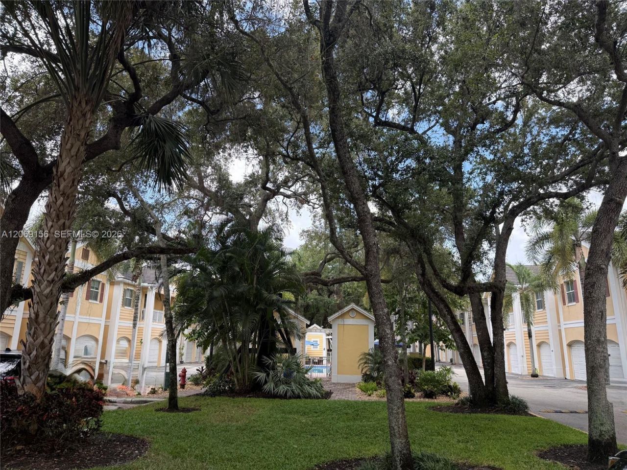 525 SW 18th Ave, Unit 26, Fort Lauderdale, FL 33312 Photo
