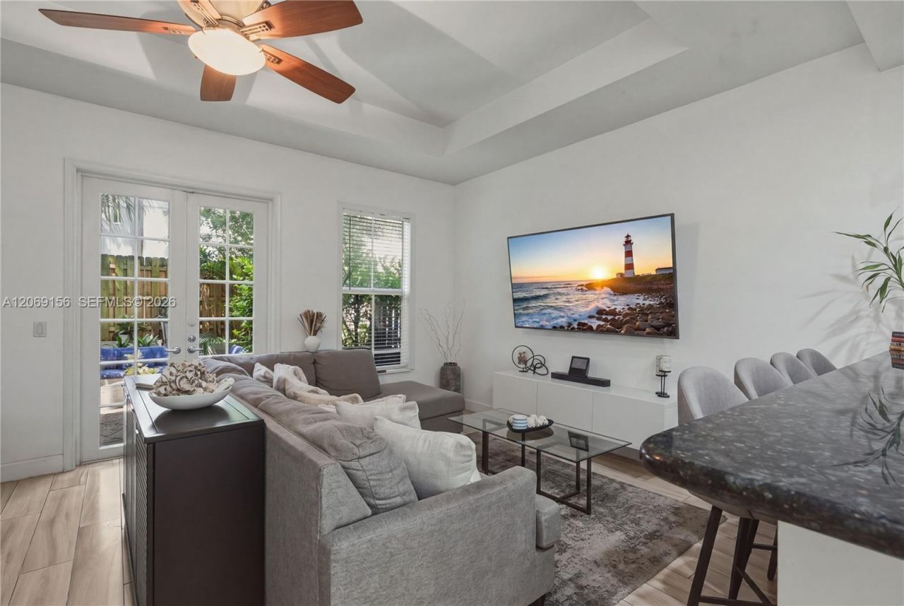525 SW 18th Ave, Unit 26, Fort Lauderdale, FL 33312 Photo