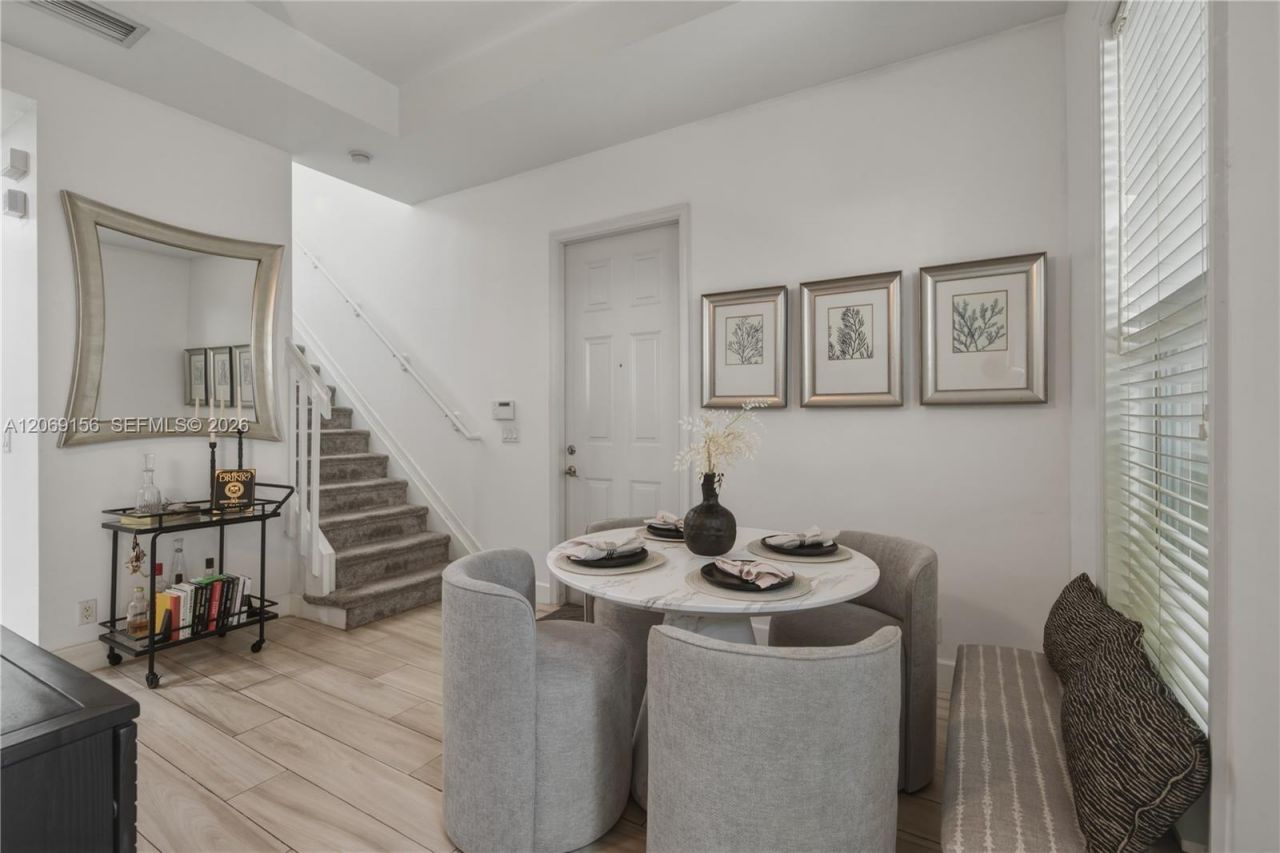 525 SW 18th Ave, Unit 26, Fort Lauderdale, FL 33312 Photo