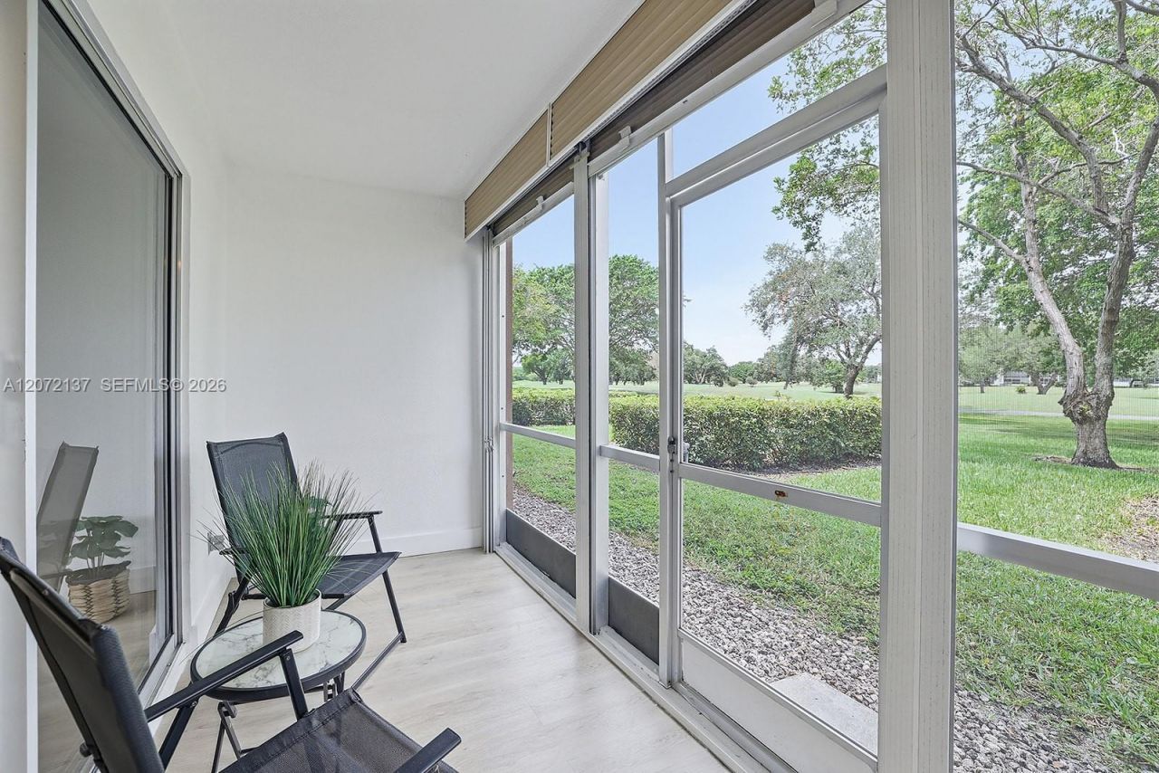 300 SW 130th Ter , Unit 110B, Pembroke Pines, FL 33027 Photo