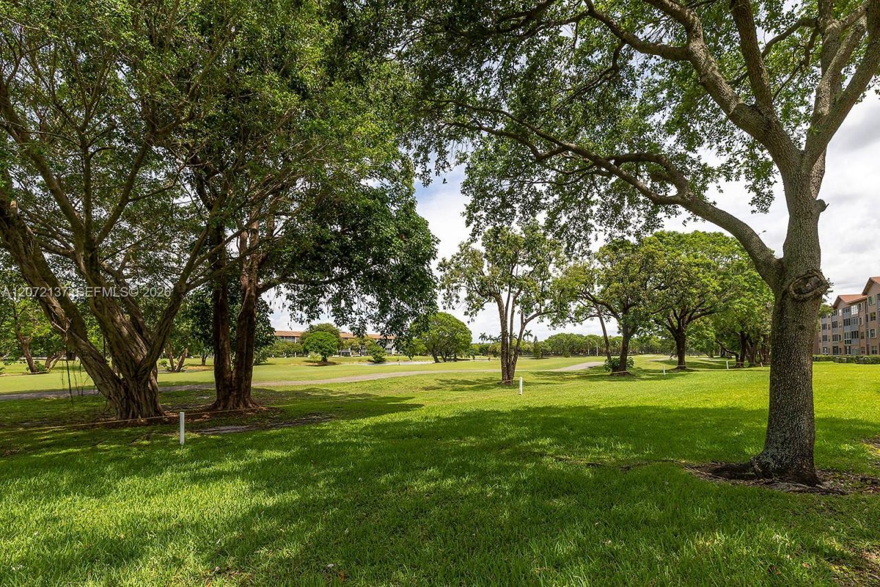 300 SW 130th Ter , Unit 110B, Pembroke Pines, FL 33027 Photo