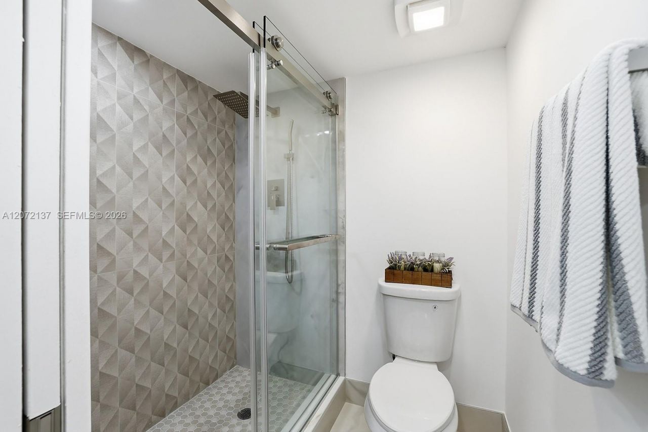 300 SW 130th Ter , Unit 110B, Pembroke Pines, FL 33027 Photo