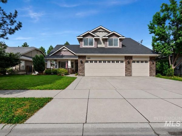 985 N Shadowridge Ave, Eagle, ID 83616