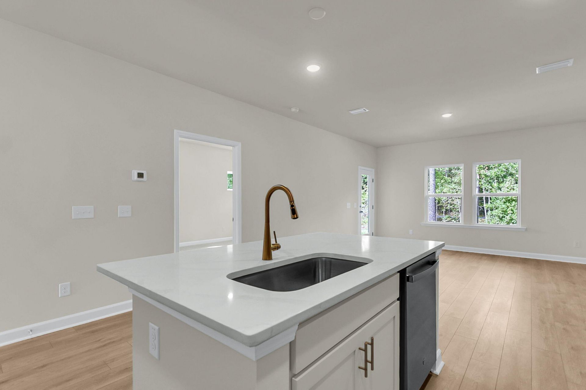1050 Dusk Drive Photo 10