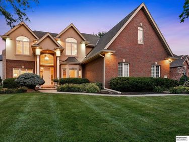 3855 S 177th Avenue, Omaha, NE 68130