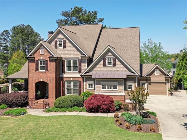 15 Brisbane Drive , Acworth, GA 30101