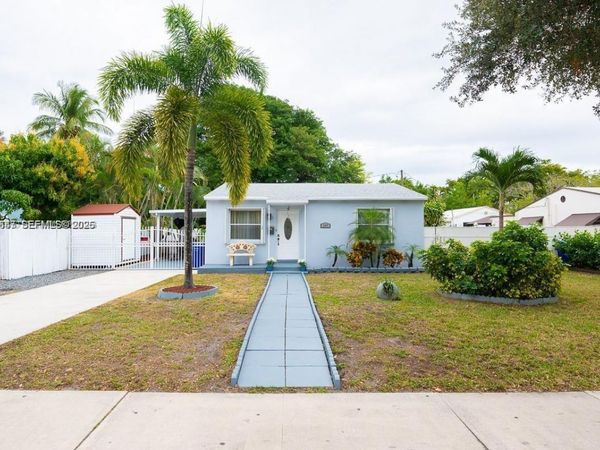 307 N 28th Ave, Unit -, Hollywood, FL 33020