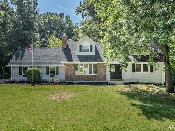 5935 Lafayette Drive, Weldon Spring, MO 63304