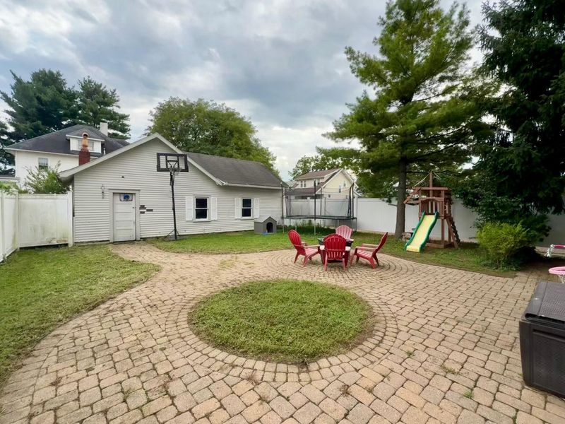 1173 E Center Street , Marion, OH 43302 Photo 5