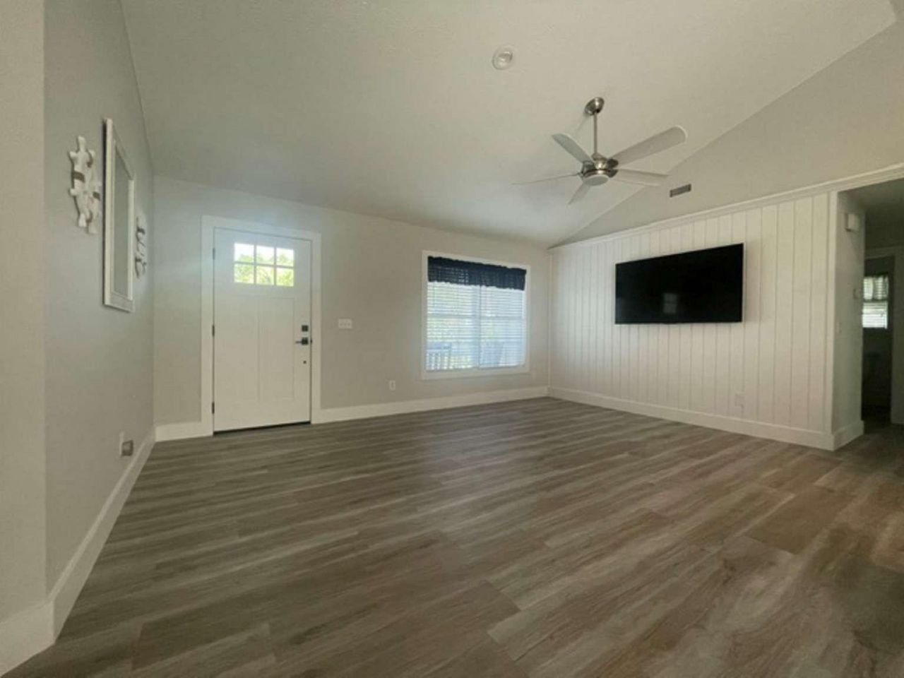 651 Pamlico Ct. Photo 4