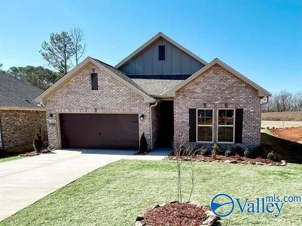 15609 Mizewell Lane NW, Harvest, AL 35749