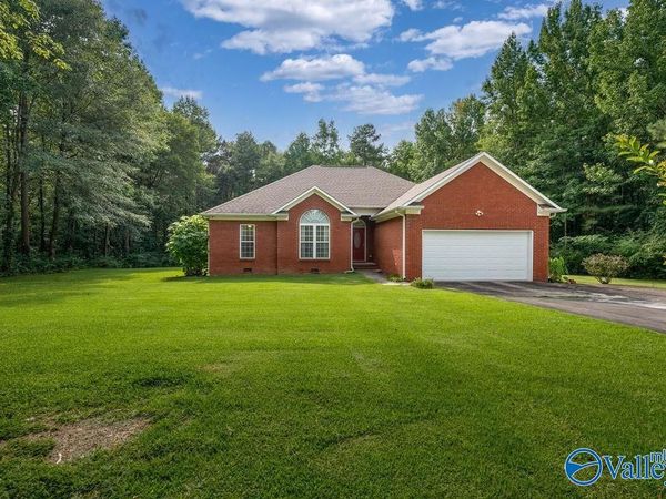636 Smalley Drive SE, Arab, AL 35016