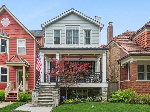 2109 W Sunnyside Avenue , Chicago, IL 60625