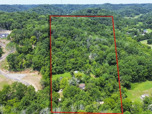 2937 Lower Walkers Creek Rd , Goodlettsville, TN 37072