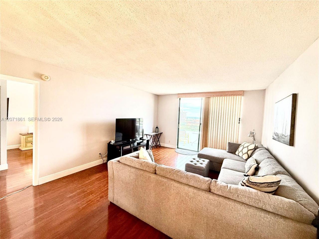 600 Three Islands Blvd , Unit 1107, Hallandale Beach, FL 33009 Photo