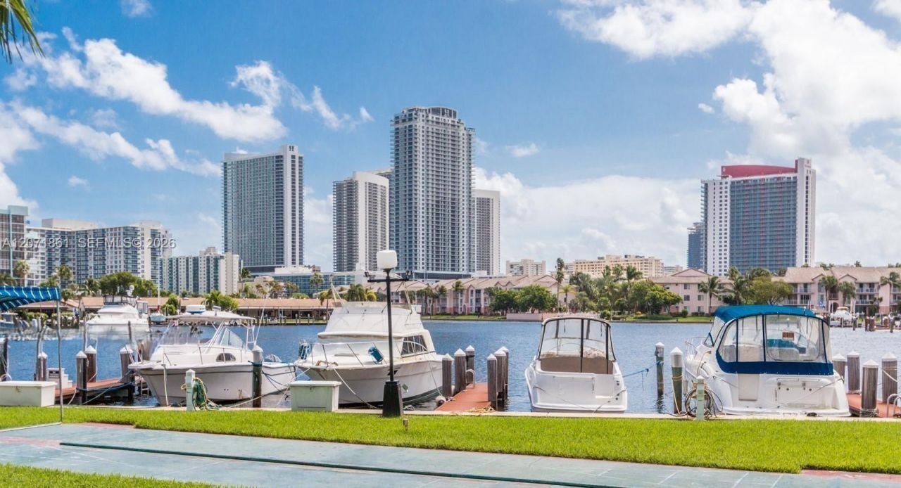 600 Three Islands Blvd , Unit 1107, Hallandale Beach, FL 33009 Photo