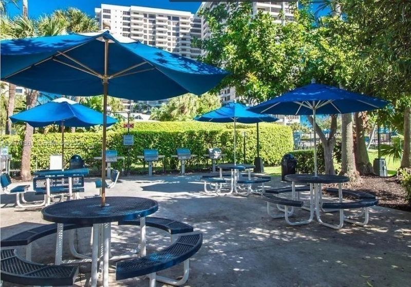 600 Three Islands Blvd , Unit 1107, Hallandale Beach, FL 33009 Photo