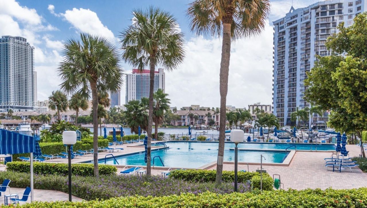 600 Three Islands Blvd , Unit 1107, Hallandale Beach, FL 33009 Photo