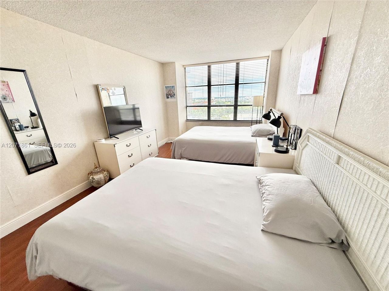 600 Three Islands Blvd , Unit 1107, Hallandale Beach, FL 33009 Photo