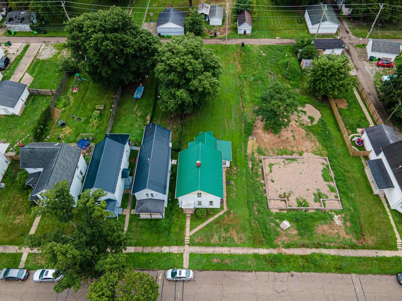 936 S Lawn Avenue , Coshocton, OH 43812 Photo 23