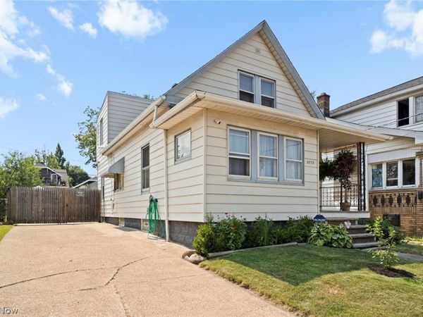3270 W 122nd Street , Cleveland, OH 44111