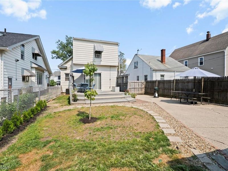 3270 W 122nd Street, Cleveland, OH 44111 Photo 23