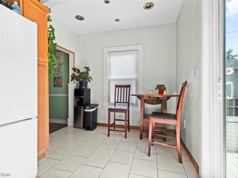 3270 W 122nd Street, Cleveland, OH 44111 Photo 3
