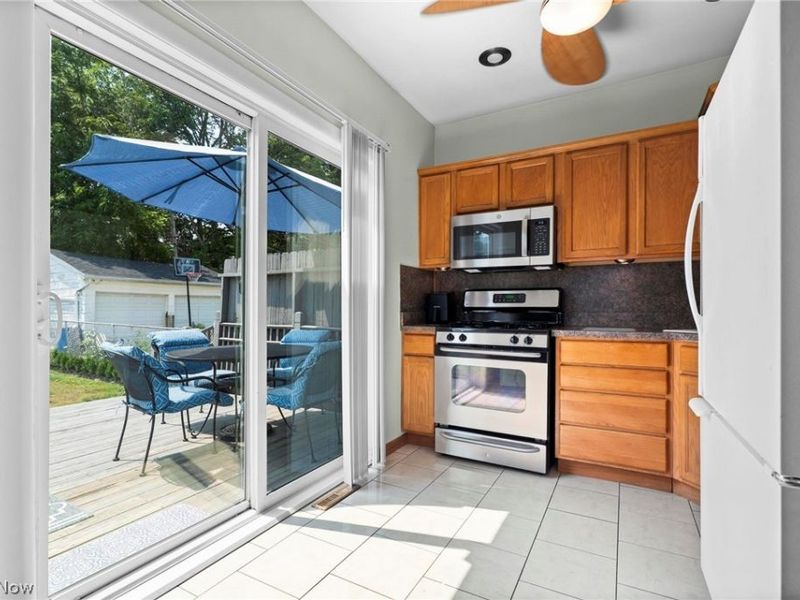 3270 W 122nd Street, Cleveland, OH 44111 Photo 5