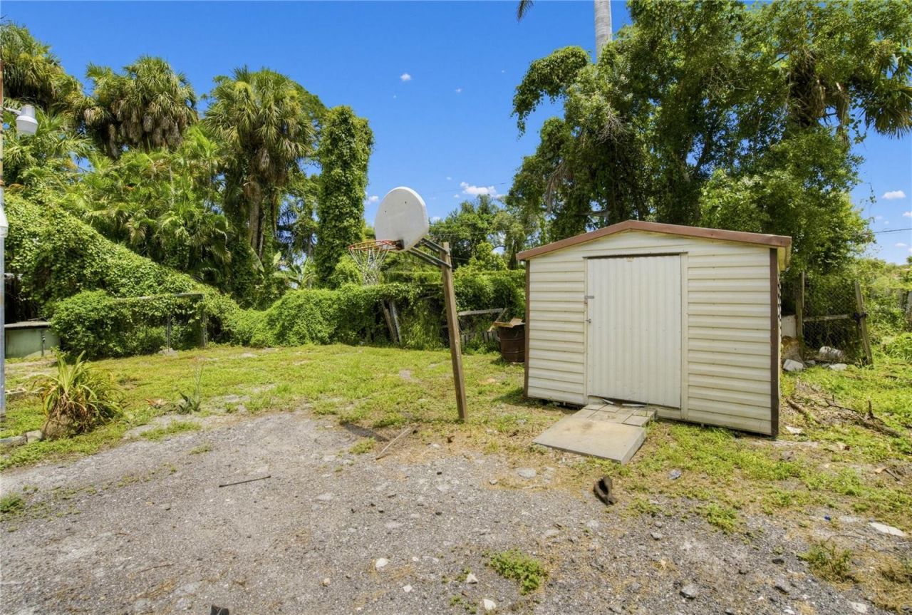 5803 13th Street E, Bradenton, FL 34203 Photo