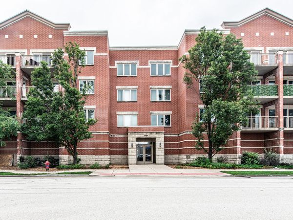 9864 W LELAND Avenue , Unit 311, Schiller Park, IL 60176