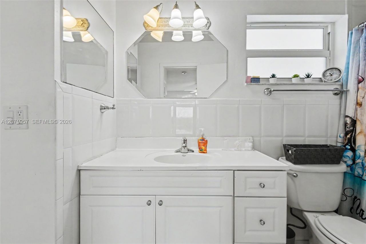2223 Park Ln , Unit 314, Hollywood, FL 33021 Photo