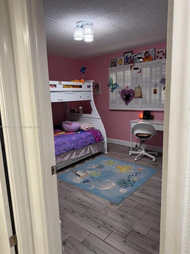 900 NE 12th Ave , Unit 302, Hallandale Beach, FL 33009 Photo