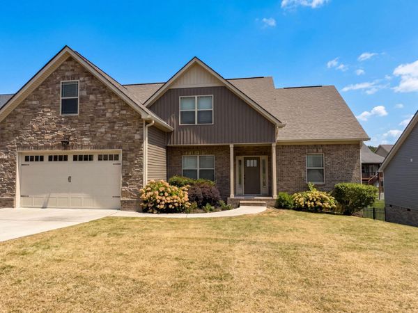 745 Soaring Eagle Circle, Hixson, TN 37343