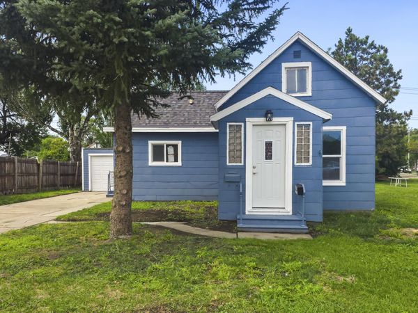 219 N 1st Street, Aberdeen, SD 57401