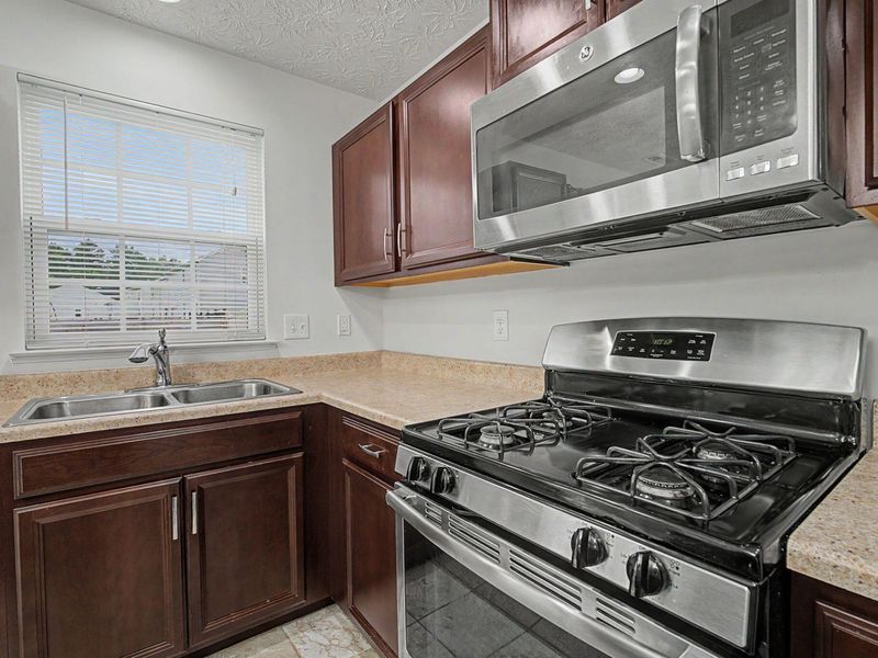 1408 Golden Eagle Drive, Troy, OH 45373 Photo 17