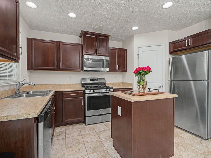 1408 Golden Eagle Drive, Troy, OH 45373 Photo 19