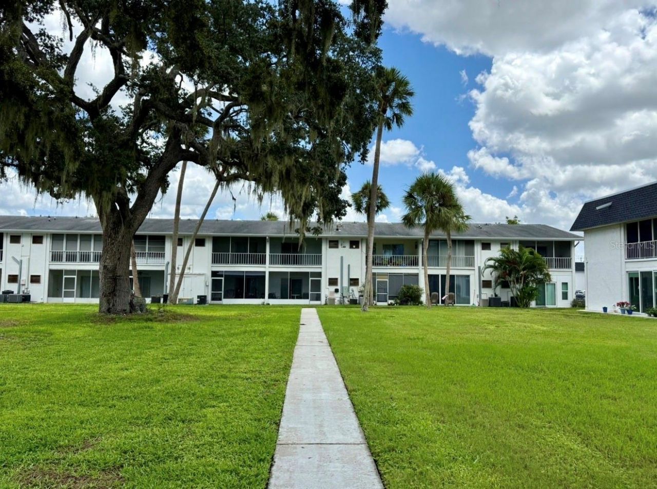 105 47th Avenue Drive W, Unit 374, Bradenton, FL 34207 Photo