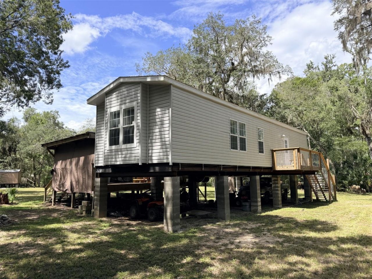 1957 SE 477 Avenue , Old Town, FL 32680 Photo