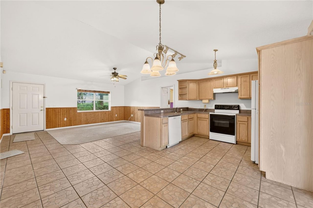 211 Edison Street, Inverness, FL 34452 Photo