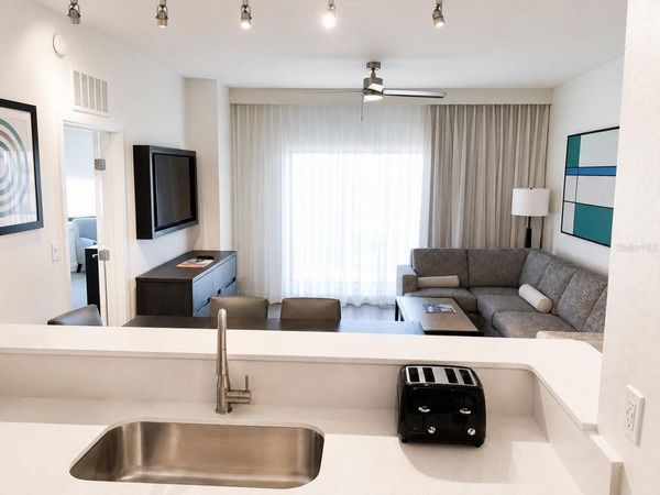 14501 GROVE RESORT AVE , WINTER GARDEN, FL 34787