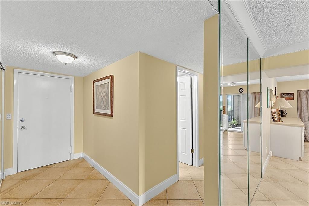 3150 Shorewood Ln, Unit 206, Fort Myers, FL 33907 Photo