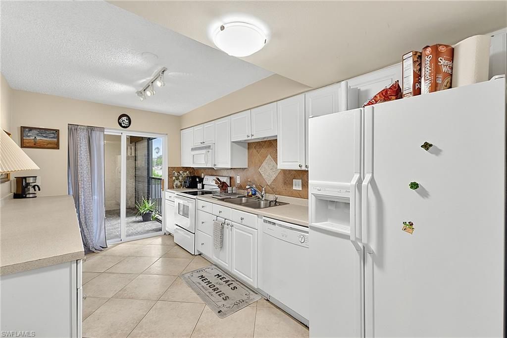 3150 Shorewood Ln, Unit 206, Fort Myers, FL 33907 Photo