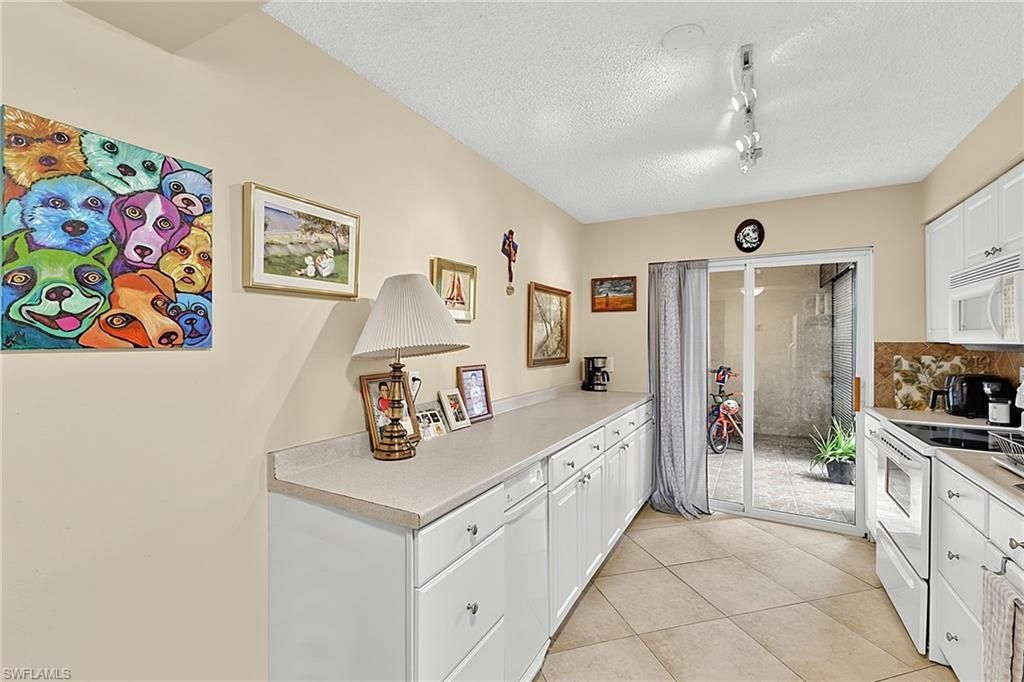 3150 Shorewood Ln, Unit 206, Fort Myers, FL 33907 Photo