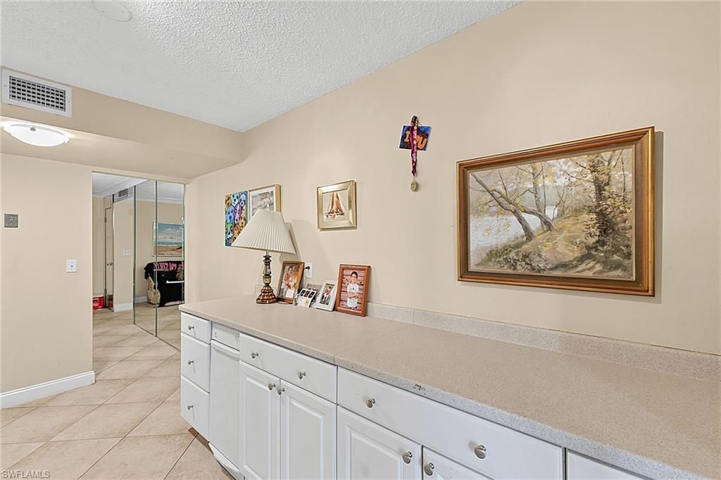 3150 Shorewood Ln, Unit 206, Fort Myers, FL 33907 Photo
