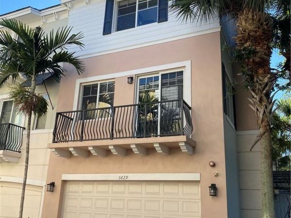 3629 NW 5th Terrace, Boca Raton, FL 33431