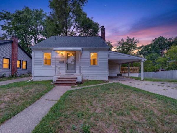230 Dick Avenue, Pontiac, MI 48341