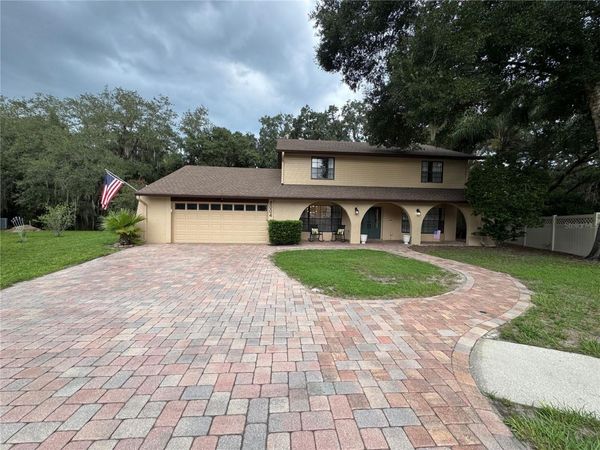 8004 BELTREES COURT , TEMPLE TERRACE, FL 33637