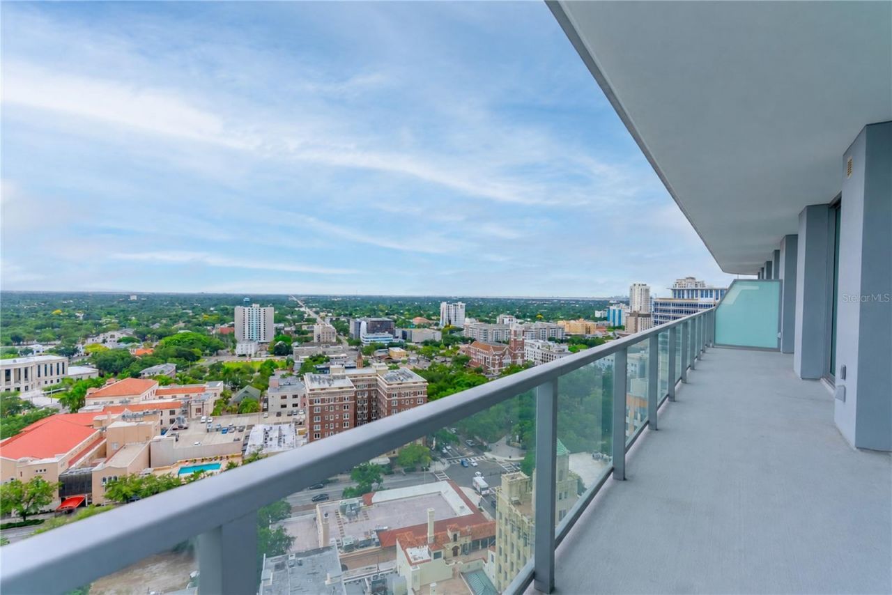 400 Central Avenue , Unit 2009, Saint Petersburg, FL 33701 Photo