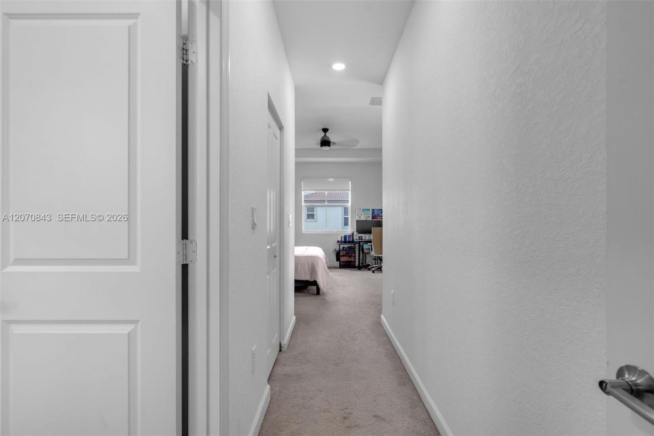2380 NW 130th Ter , Miami, FL 33167 Photo