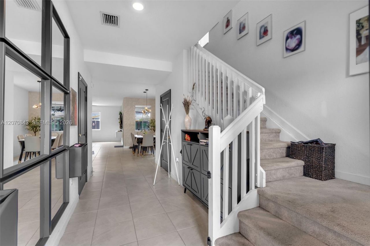 2380 NW 130th Ter , Miami, FL 33167 Photo